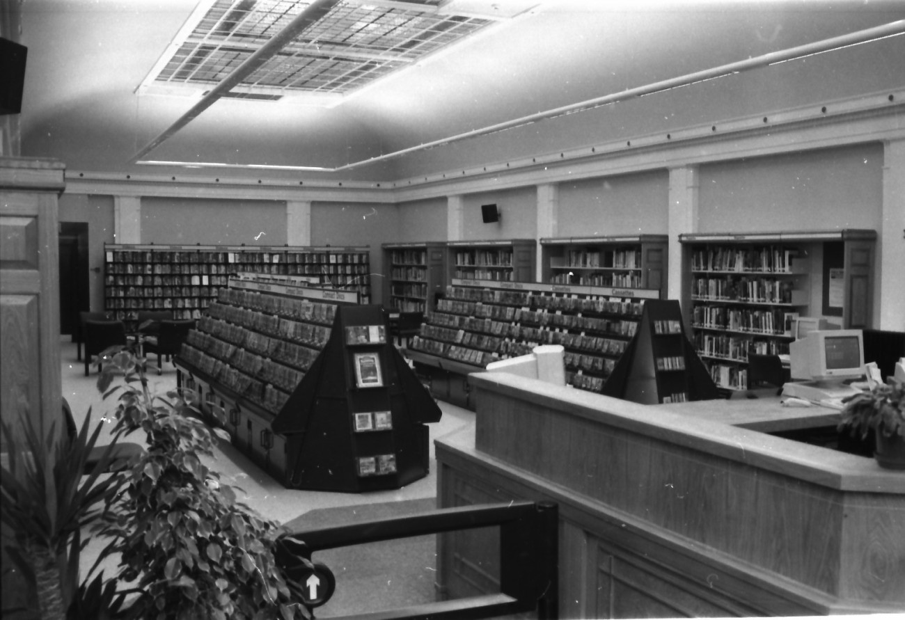 New Look at Library (4 of 6)
