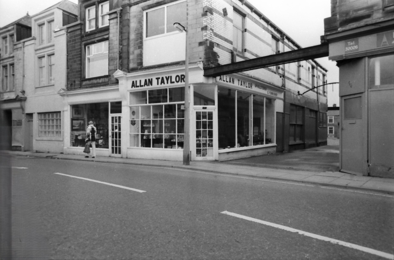 The Streets of Pint Pot Palaces