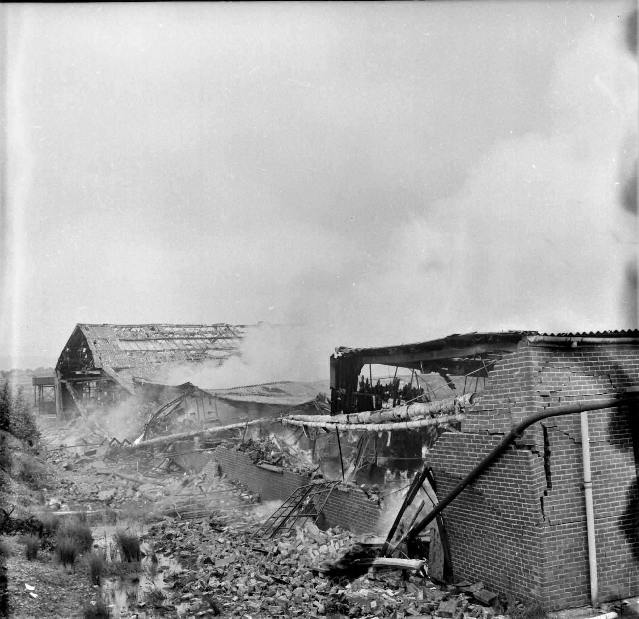 Pall Of Smoke Over Belling's (23 of 26)