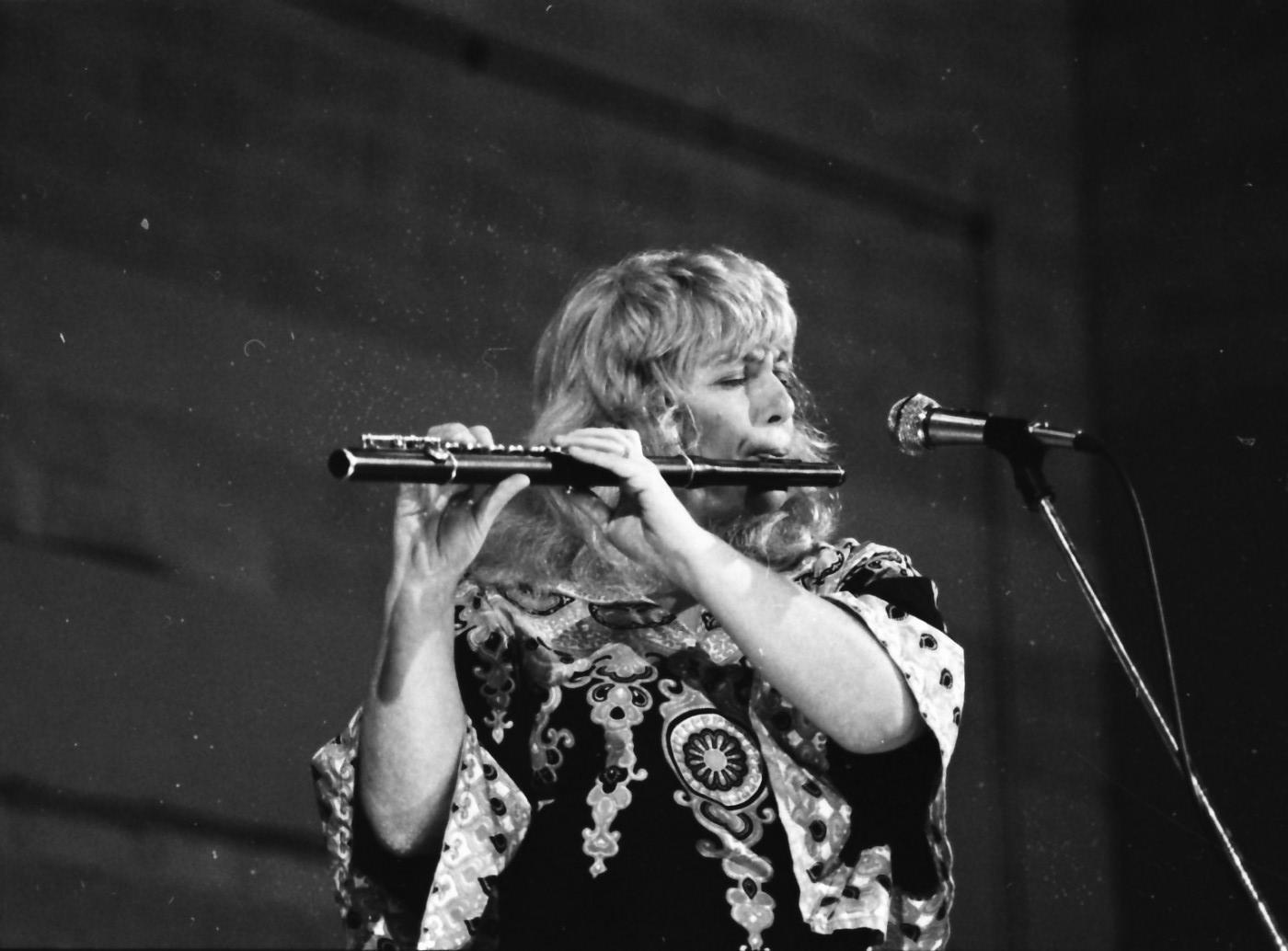 Atarah Mixes Music And Fun