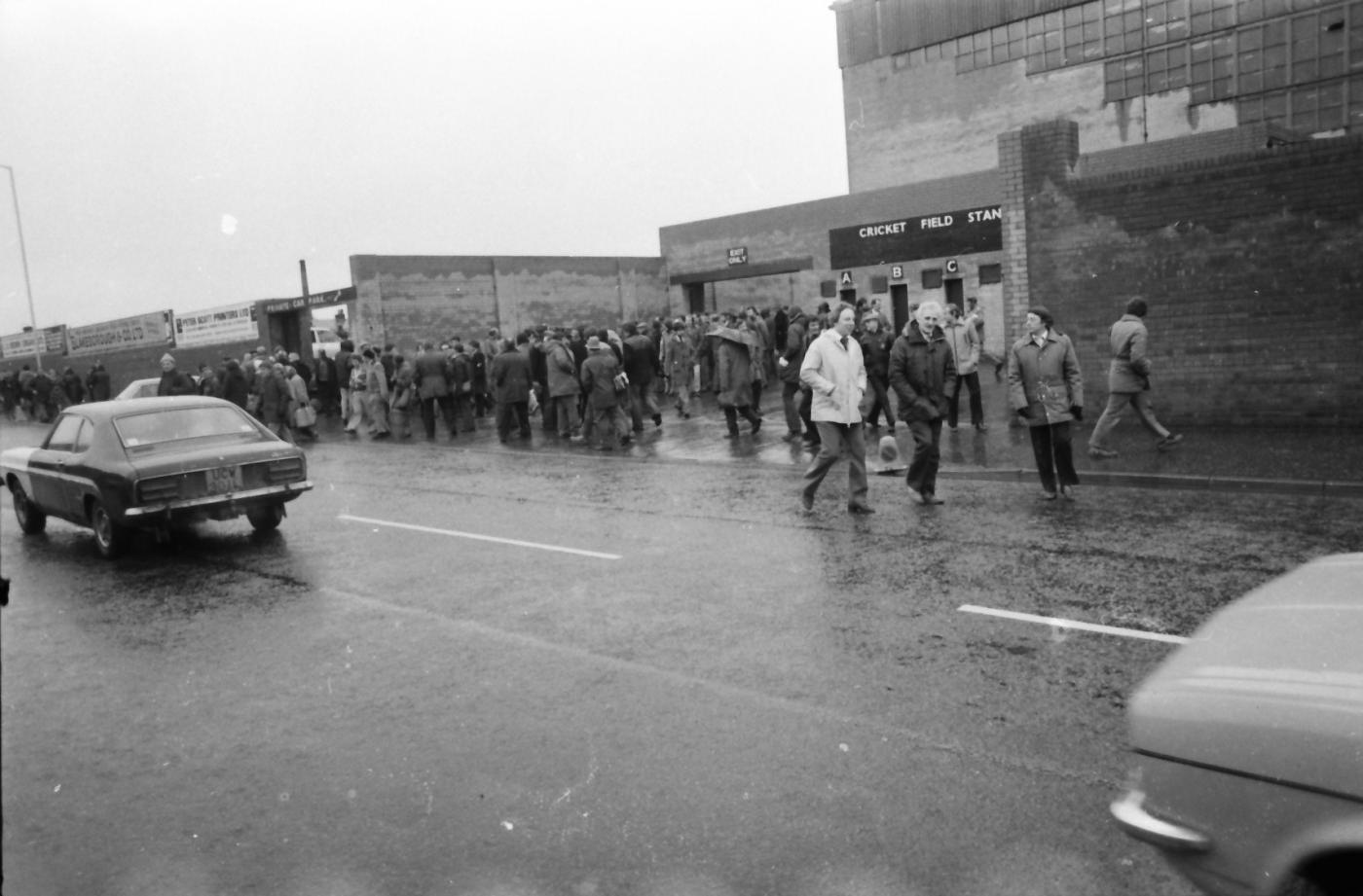 Meeting rejects sackings