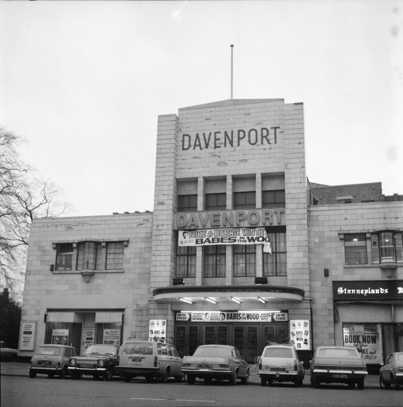 Cubs Trek To The Panto