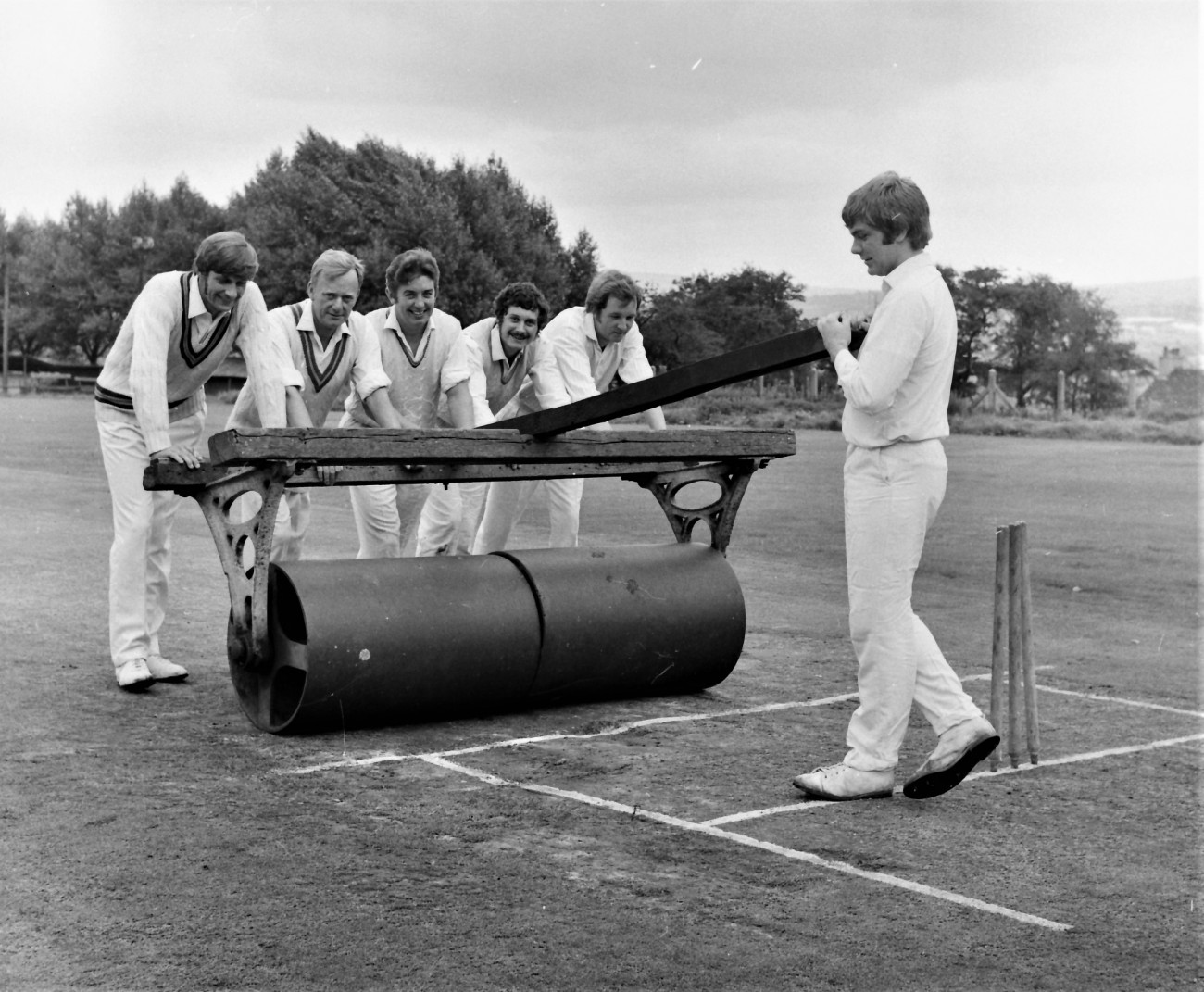 Sportsmen's Combined Effort For Air Disaster Fund