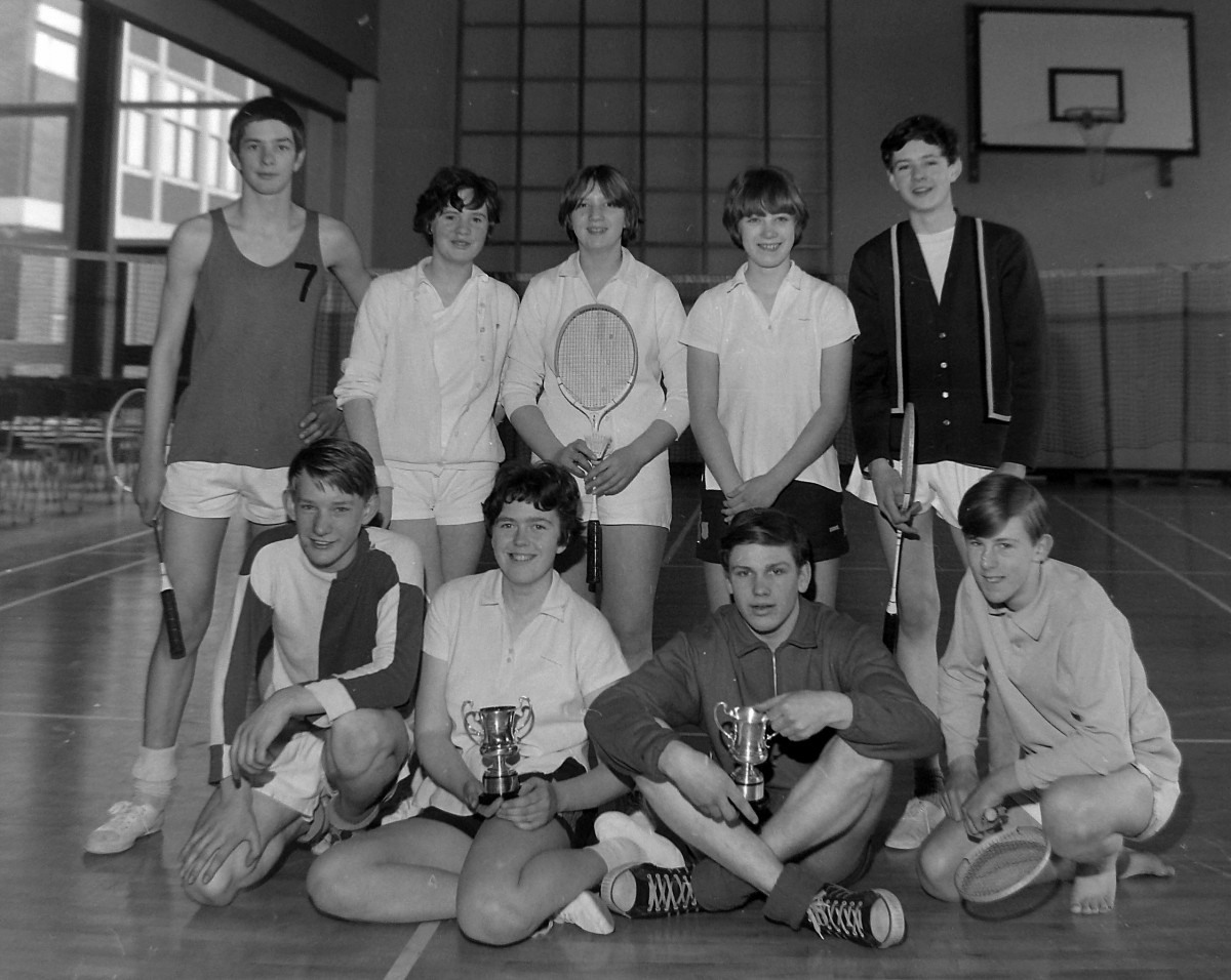 Finalists in Schools Badminton Tournament