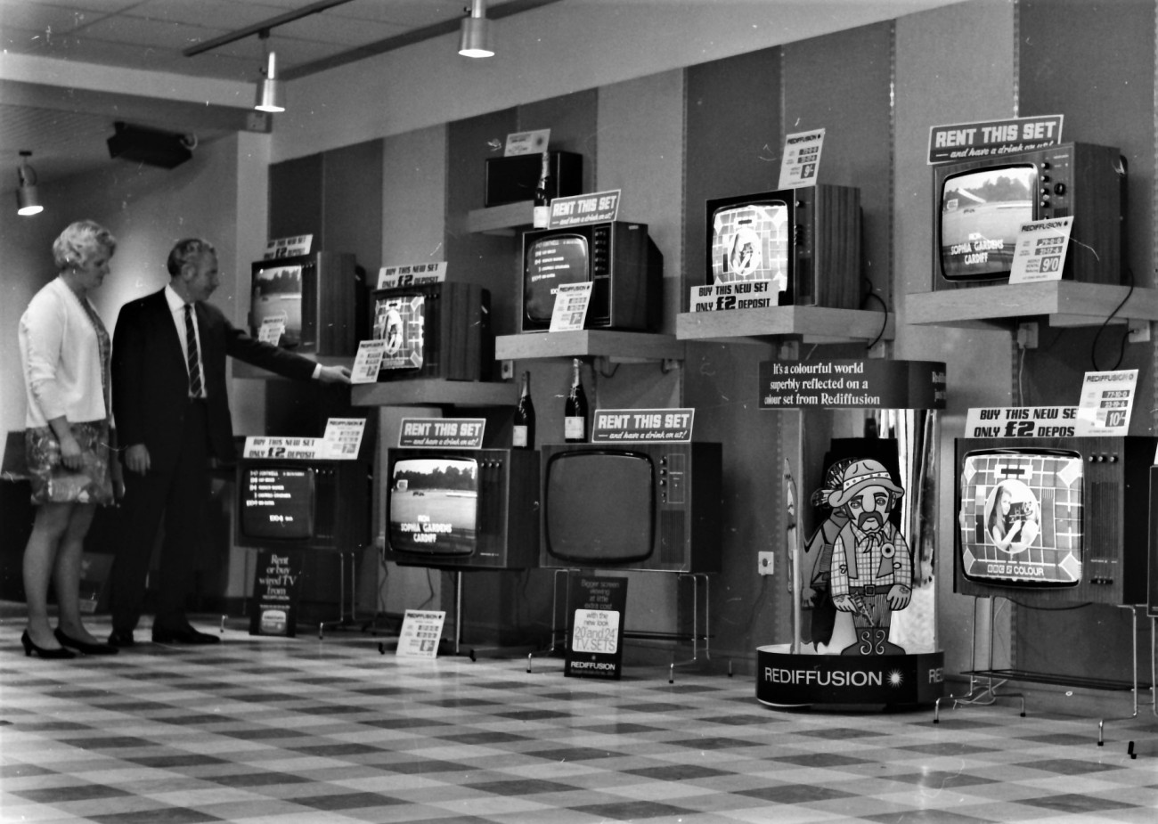 Champagne Start For A Rediffusion Shop